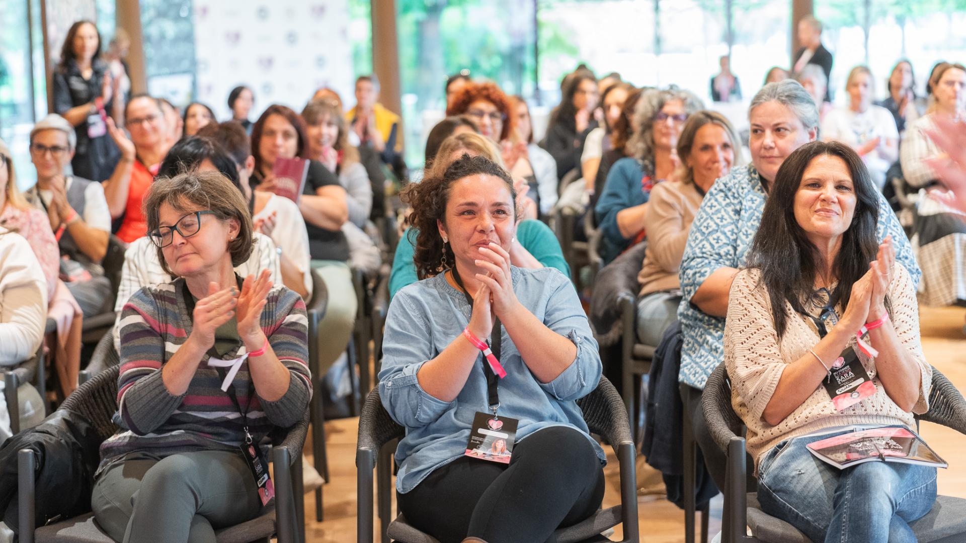 Pubblico emozionato durante l'evento